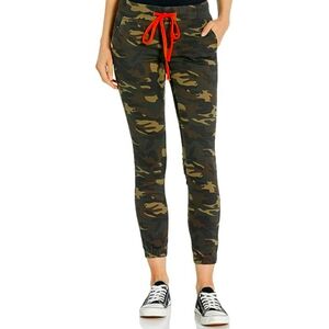 Womens Camouflage Skinny Joggers w Drawstring